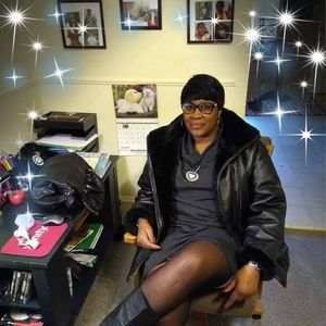 Meet your Posher, Renee